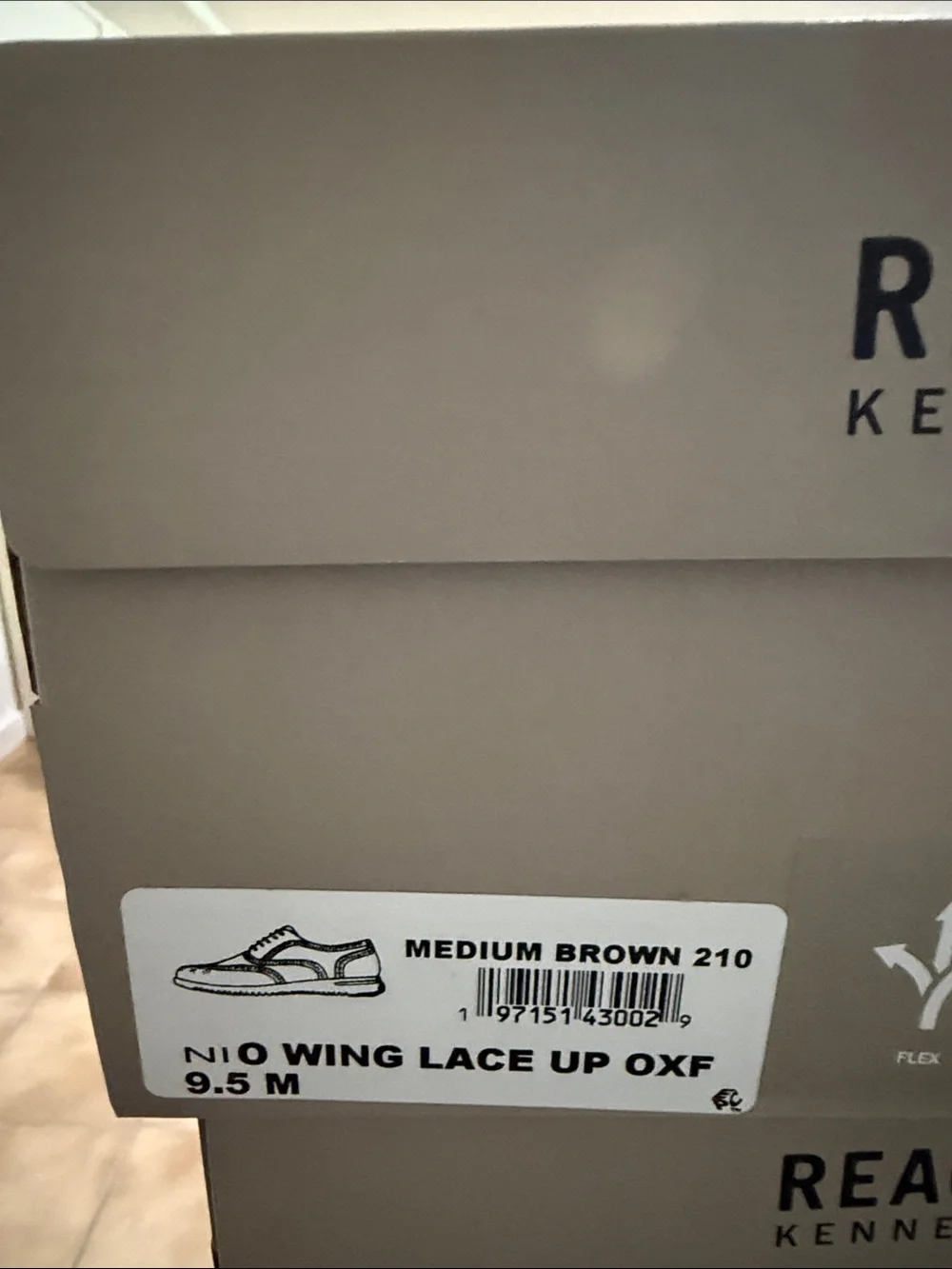 Kenneth Cole classic wingtip